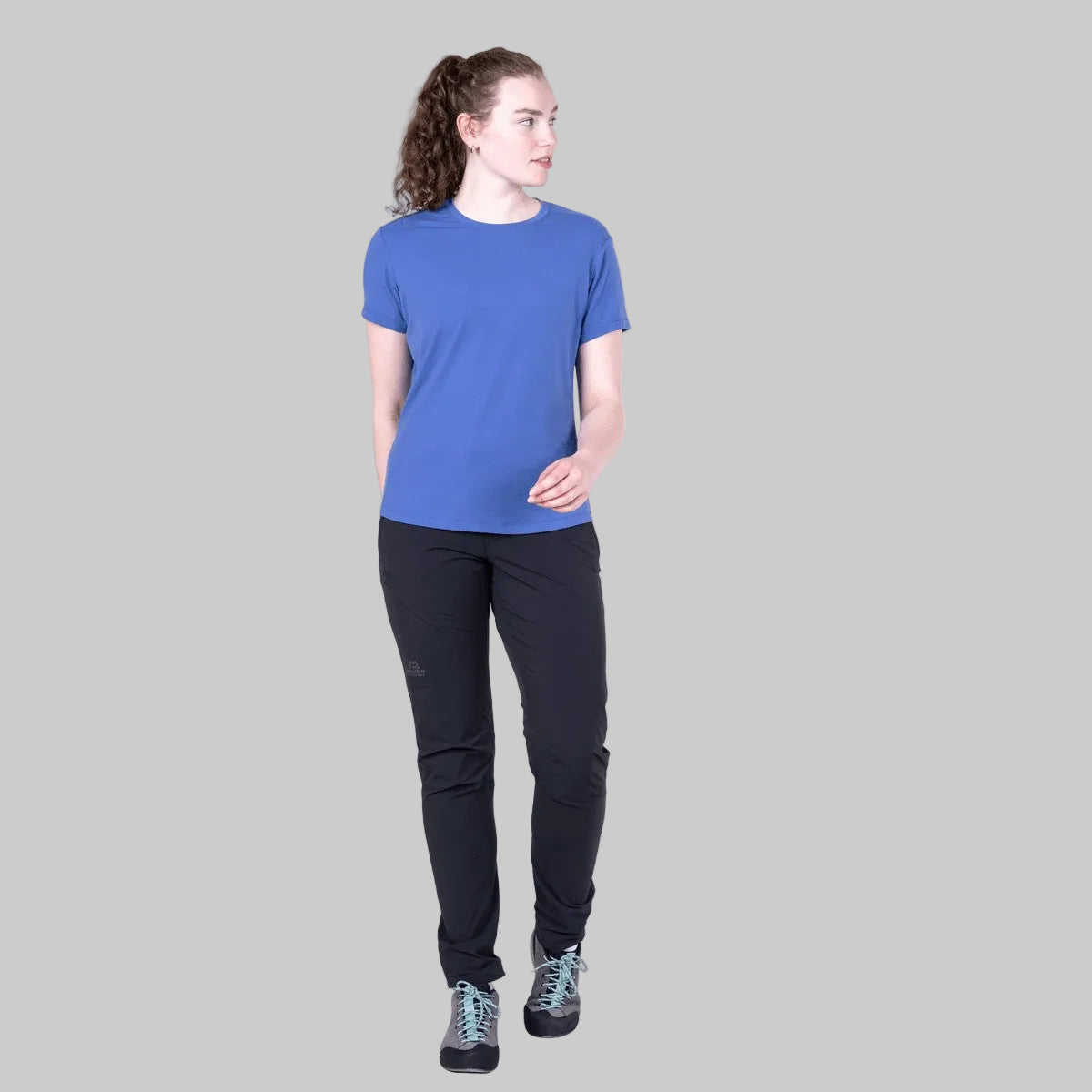 Me-02218 Vivid Blue
